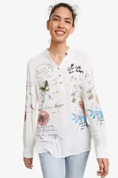 Espanhol V-pescoço blusa com a mão pintadas de grafite em cima da letra da lâmpada