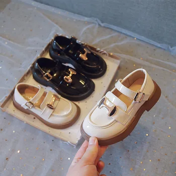 Meninas de moda de Sapatos de Couro Filhos Televisão de Chinelo para a Escola de Sapatos de Meninas de 14 Anos Pu Brilhante Liso Sandálias de Verão 2022 Tamanhos 36